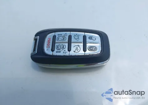 2020 Chrysler Voyager Lxi из США, поврежденный, VIN 2C4RC1DG4LR145063